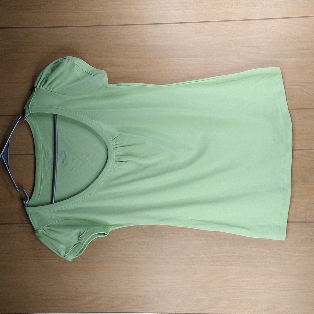 2/$16 Women Light Green Tee -Shirt Size: L